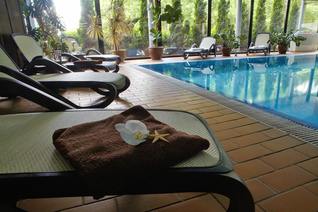Margis Hotel & Spa Trakai Exteriör bild