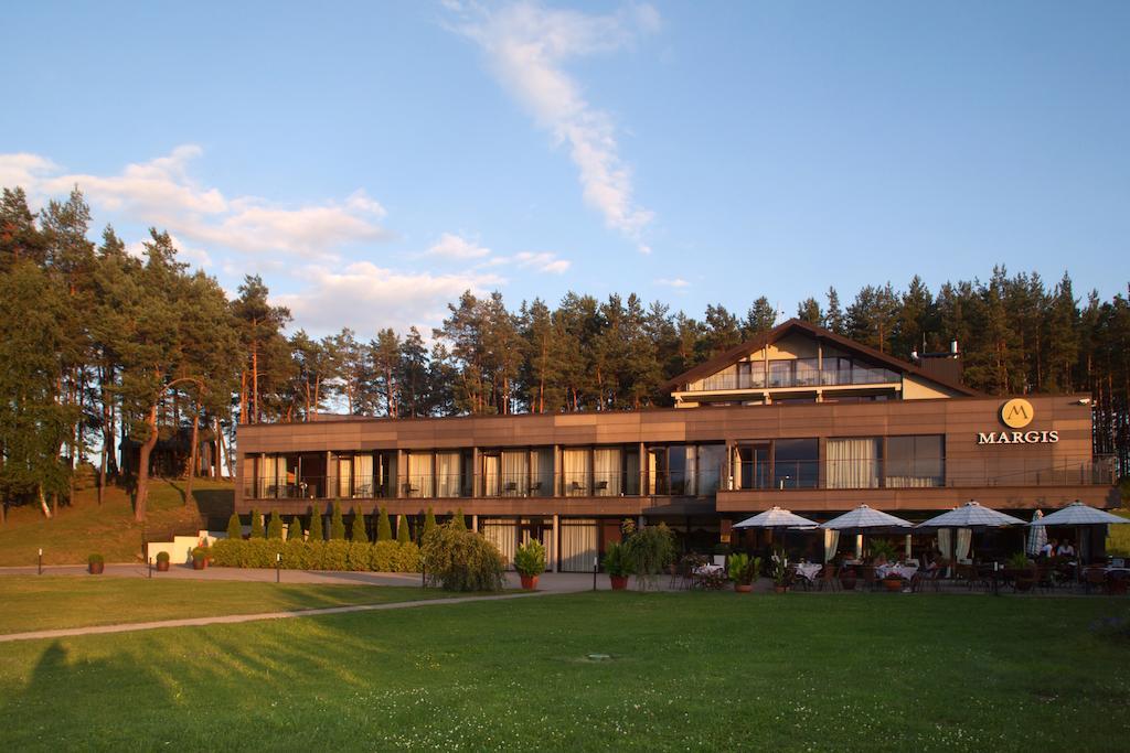 Margis Hotel & Spa Trakai Exteriör bild